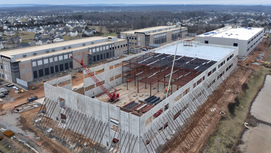 Construction of Amazon Mid-Atlantic Region data center in Loudoun County, Va. Photo by Getty Images